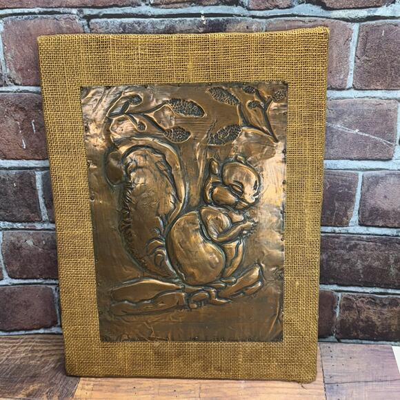Vintage 3D Hammered Copper Art Wall Hanging Squirrel Fall Embossed Burlap Border - Picture 2 of 9